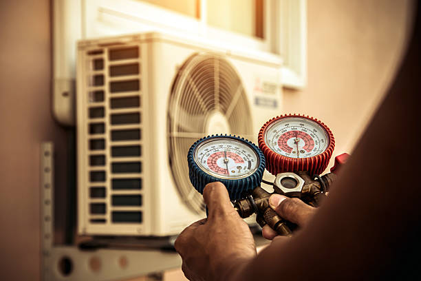 Professional Hvac Installation technician working in Fairfax, OK